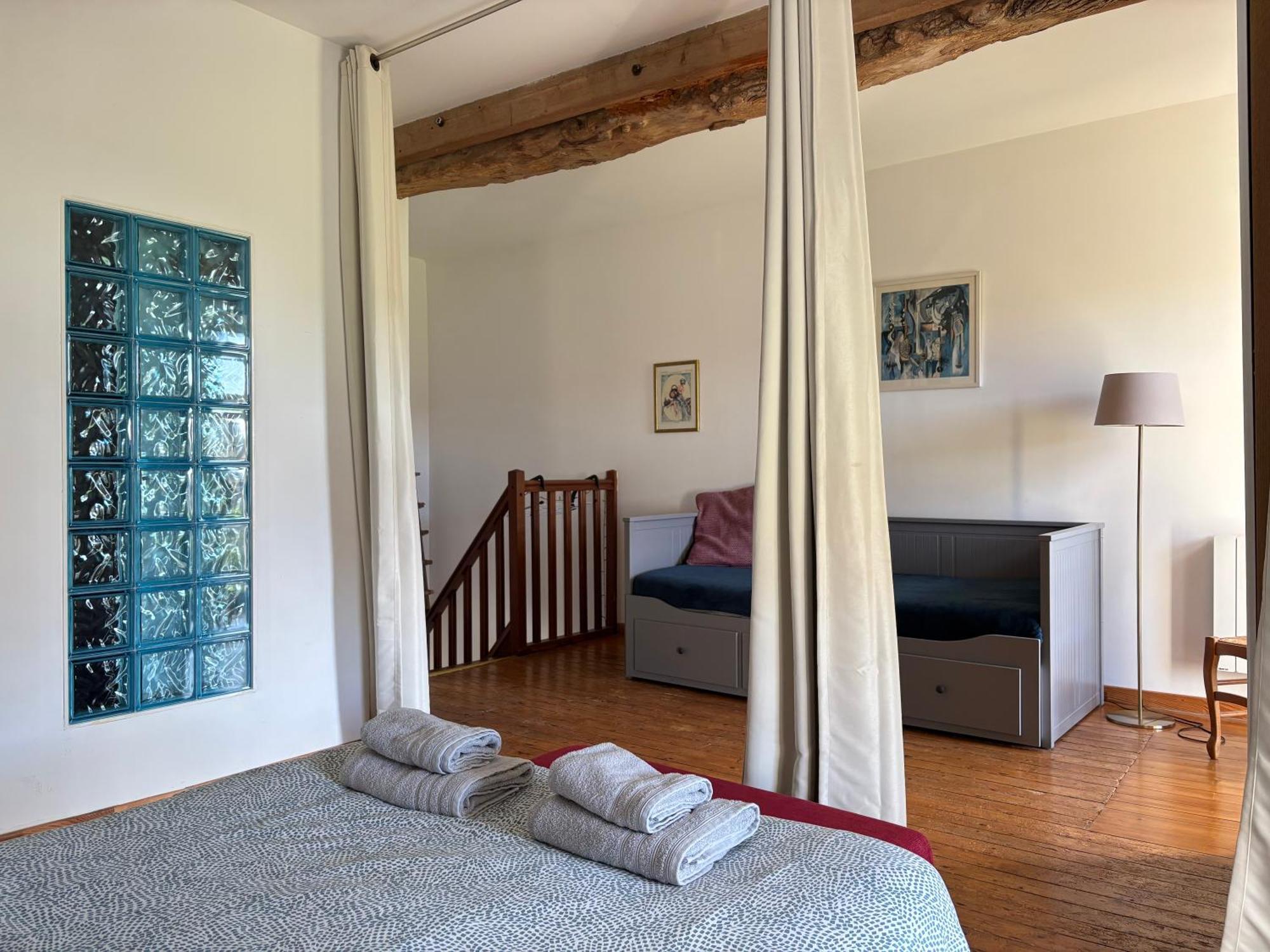 Les Douves Duplex 5 Personnes Lumineux Avec Jardin Et Terrasse Amenagee , Vue Sur Chateau A 5Mn De La Mer, Proche Omaha Beach Et Bayeux Commes Exteriér fotografie