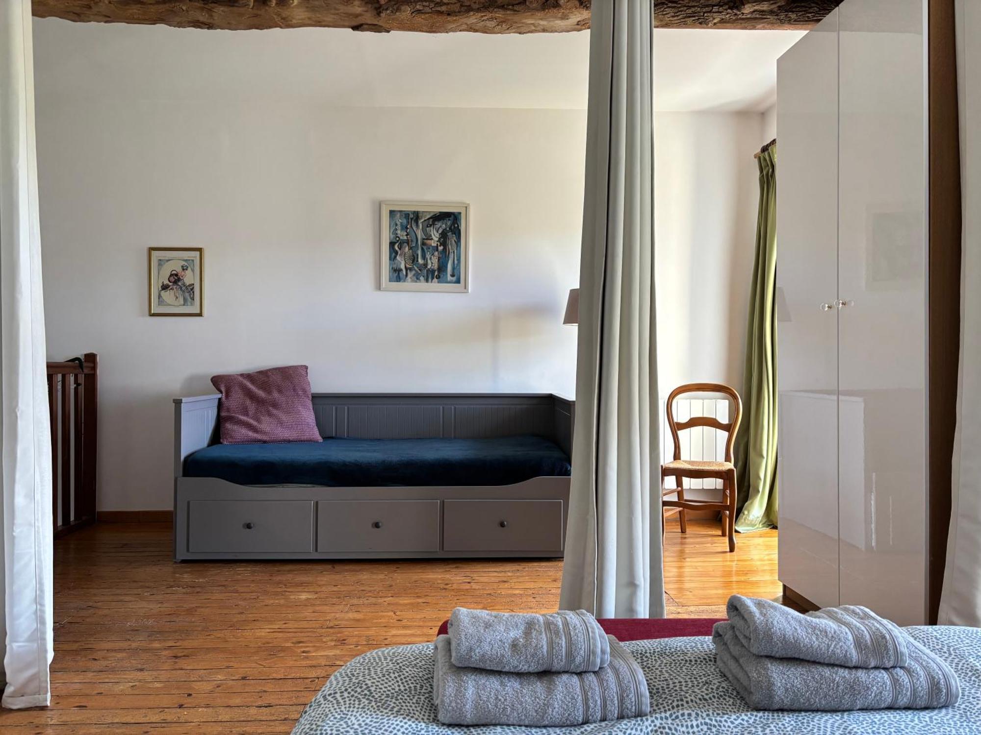 Les Douves Duplex 5 Personnes Lumineux Avec Jardin Et Terrasse Amenagee , Vue Sur Chateau A 5Mn De La Mer, Proche Omaha Beach Et Bayeux Commes Exteriér fotografie